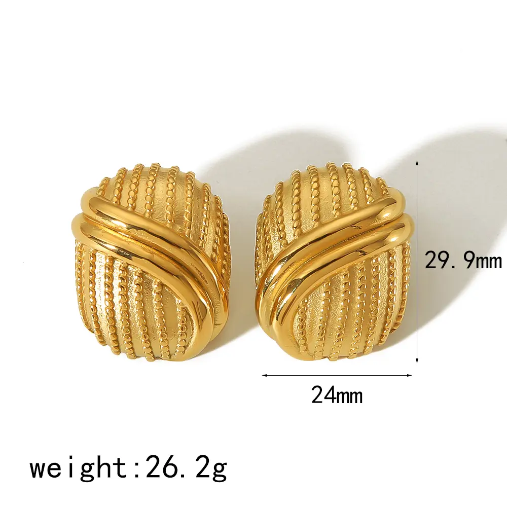 1 Pair Minimalist Classic Style Croissant Shape Stainless Steel 18K Gold Plated Women's Stud Earrings Picture2